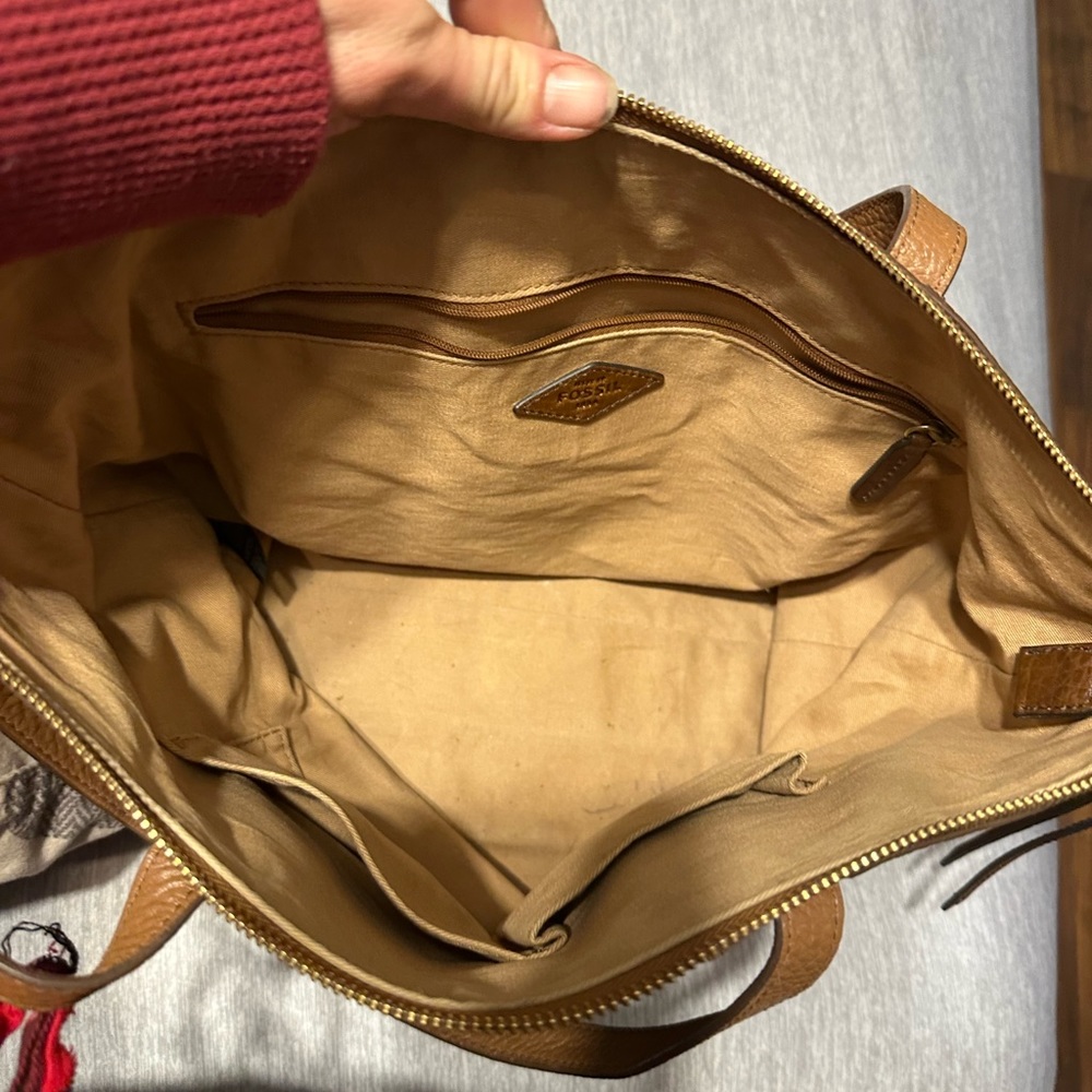 Fossil Purse - Picture 5 of 5